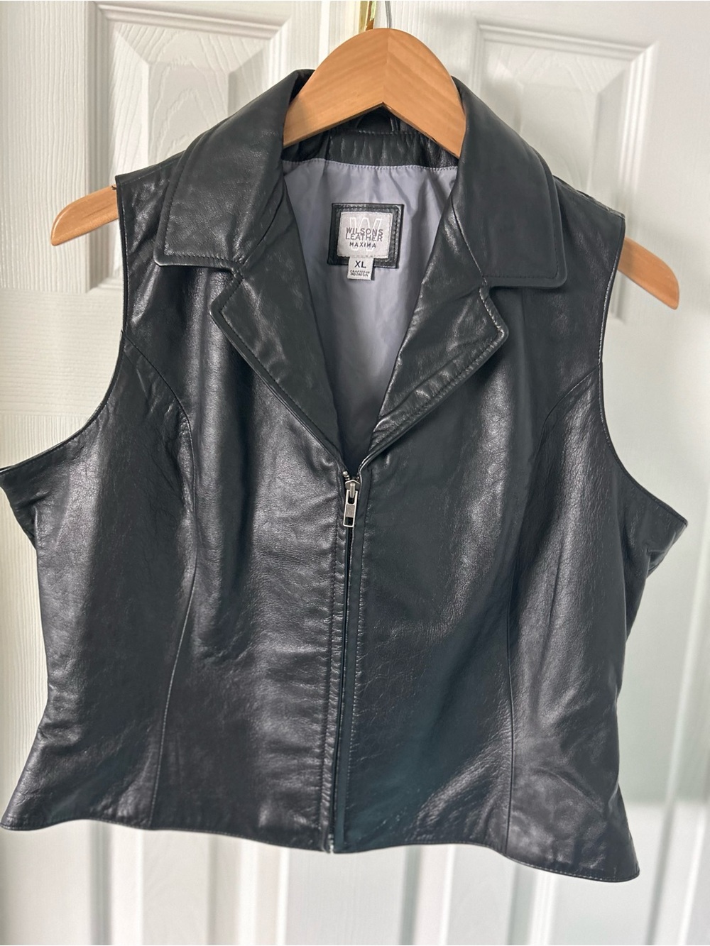 Wilsons Leather, Maxima , Black Leather Zip-Front Sleeveless Vest